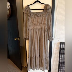 NWT Boho Ruffled Square-Nexk Midi Dress Large